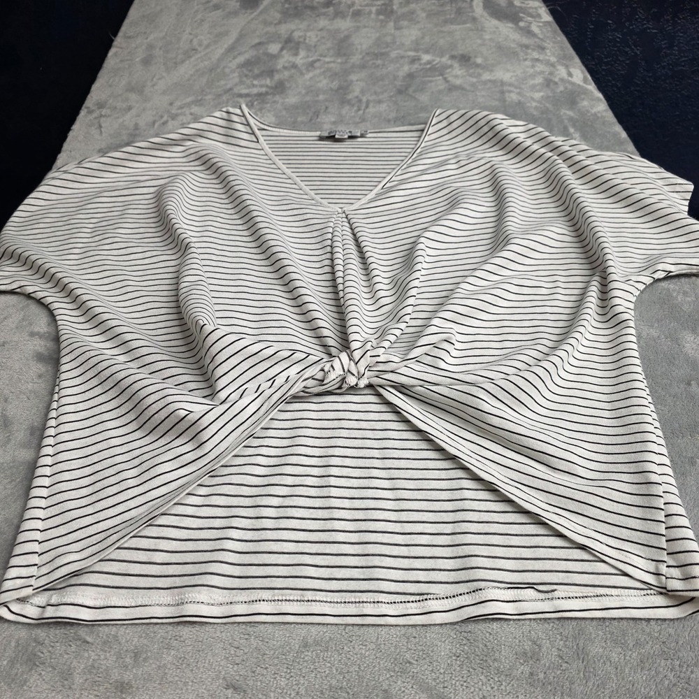 Molly Bracken Women's Short Sleeve Shirt Sz M, Black & White Stripes, High Twist
